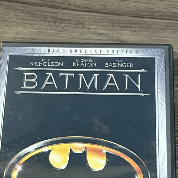 89 Tim Burton Batman Movie Two-Disk Special Edition DVD 2005 Release Widescreen - Picture 2 of 16